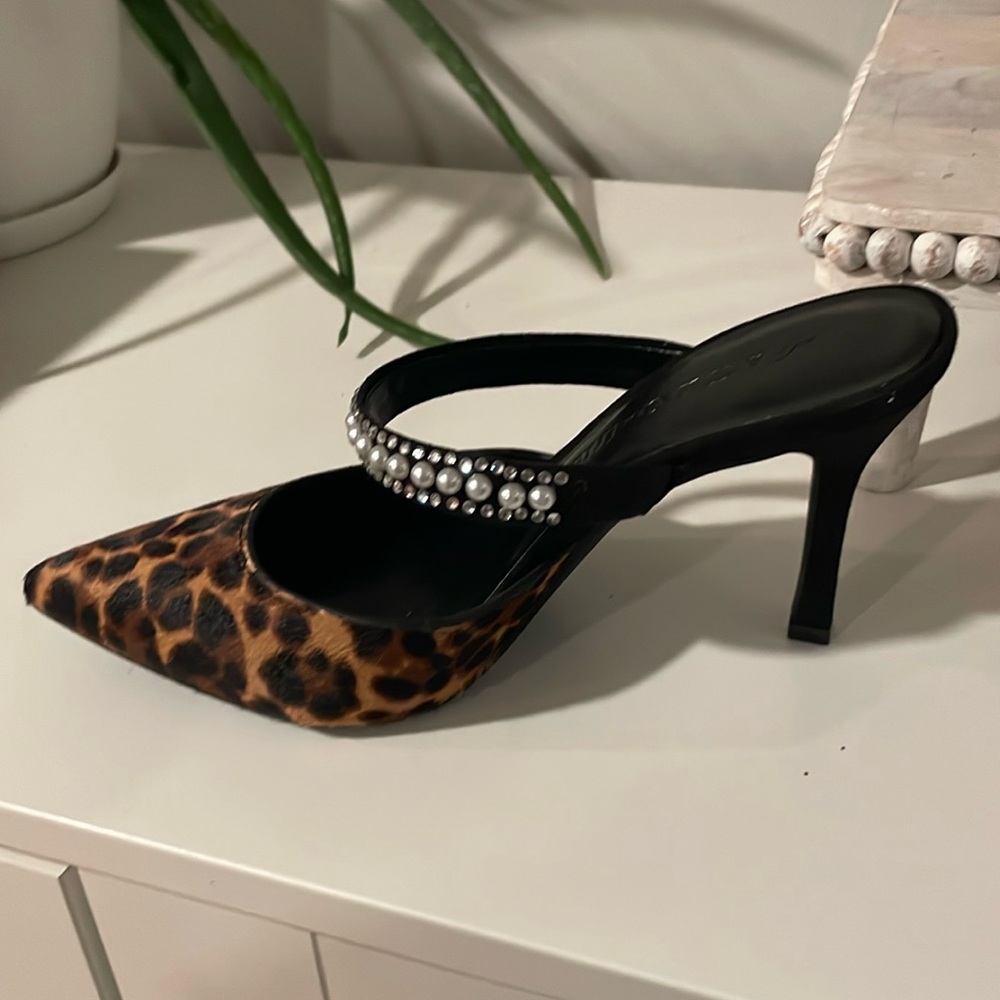 International Concepts Heels